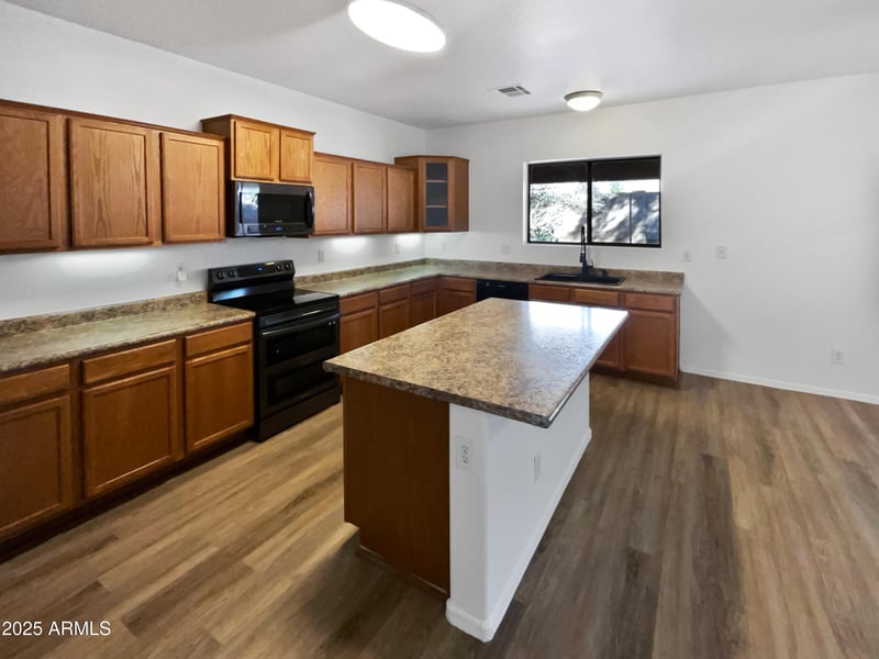 5723 236th Dr, Buckeye, AZ 85326