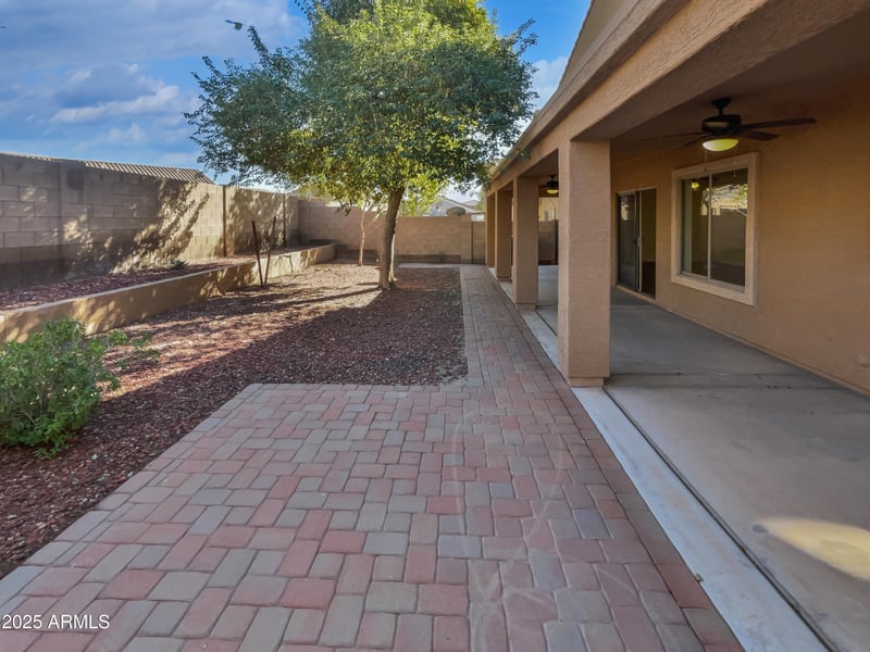 5723 236th Dr, Buckeye, AZ 85326