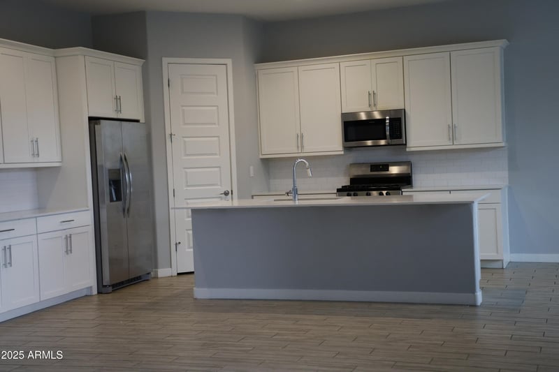 5723 Coyote Cy, Mesa, AZ 85212