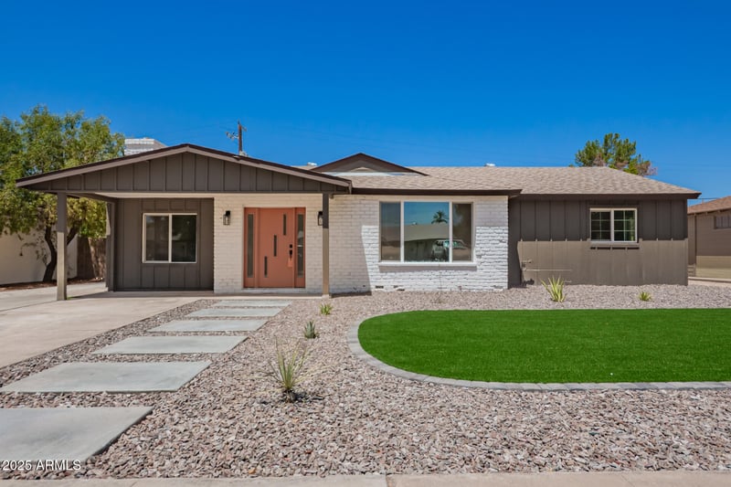 5724 13th Pl, Phoenix, AZ 85014