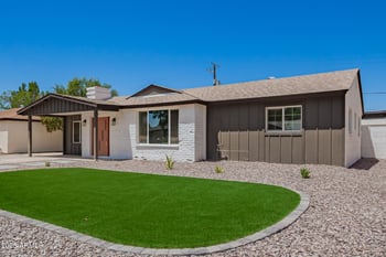 5724 13th Pl, Phoenix, AZ 85014