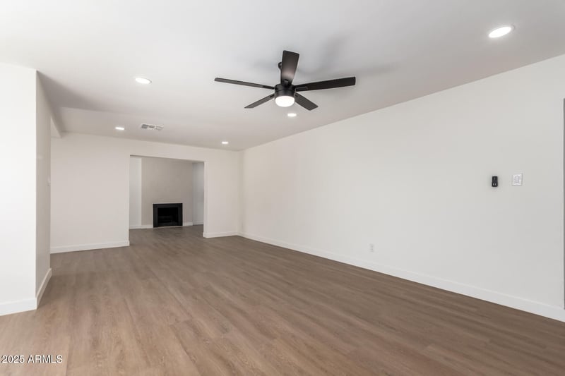 5724 13th Pl, Phoenix, AZ 85014