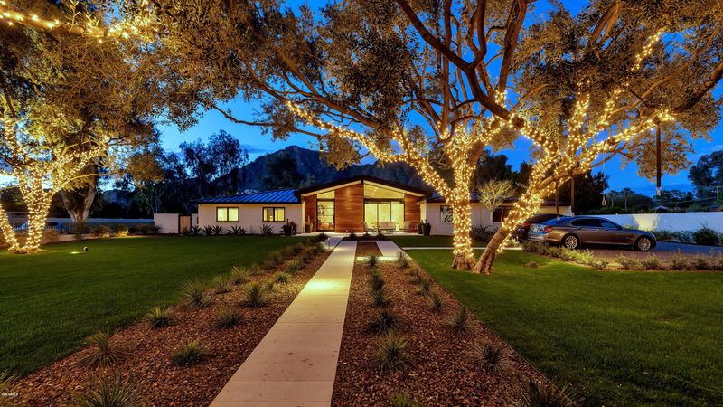 5724 E Exeter Blvd, Phoenix, AZ 85018