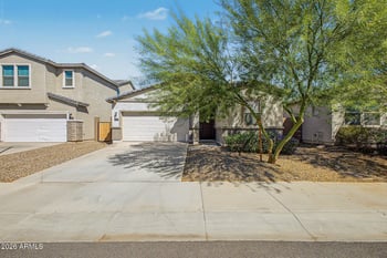 5724 W Encinas Ln, Phoenix, AZ 85043
