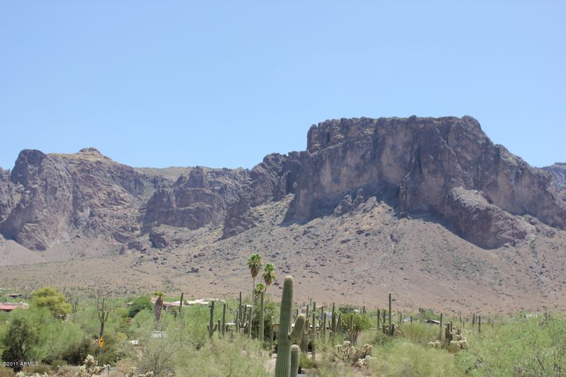 5726 E Forest St, Apache Junction, AZ 85119