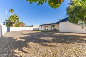 5726 Frier Dr, Glendale, AZ 85301