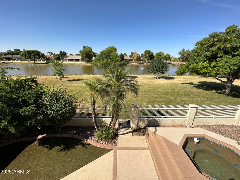 5726 Ivanhoe St, Chandler, AZ 85226