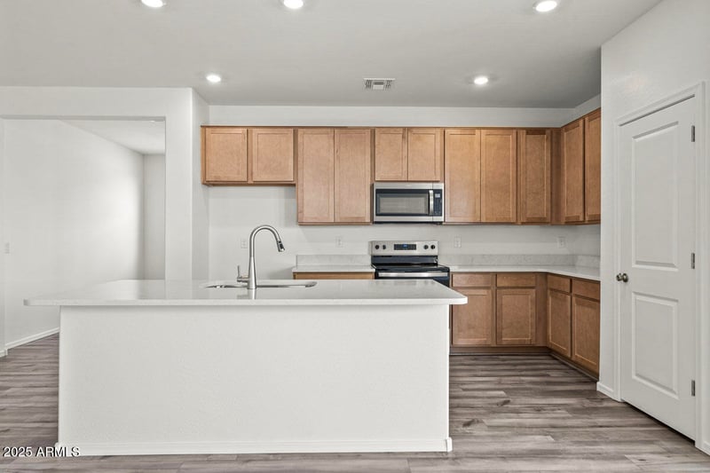 5729 243rd Dr, Buckeye, AZ 85326