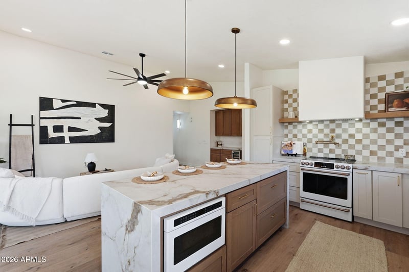 5729 E Gelding Dr, Scottsdale, AZ 85254