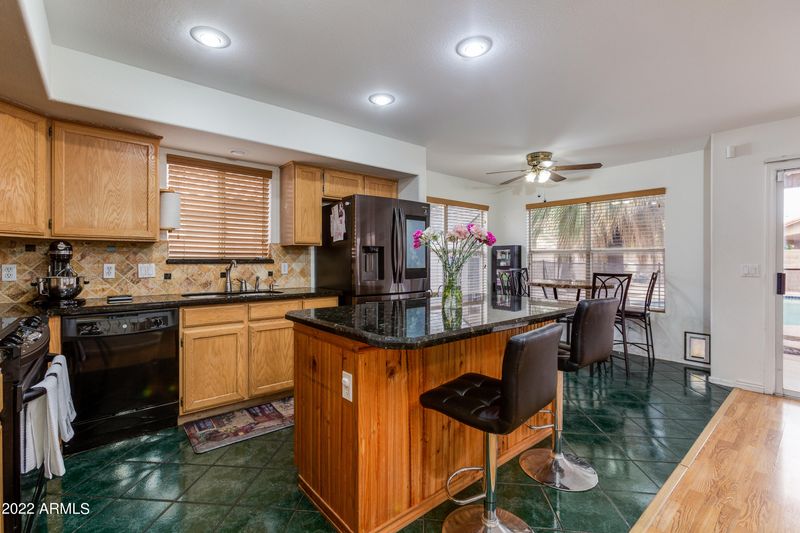 5729 W Cannon Dr, Glendale, AZ 85302