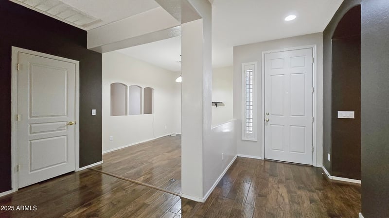 573 219th Ln, Buckeye, AZ 85326