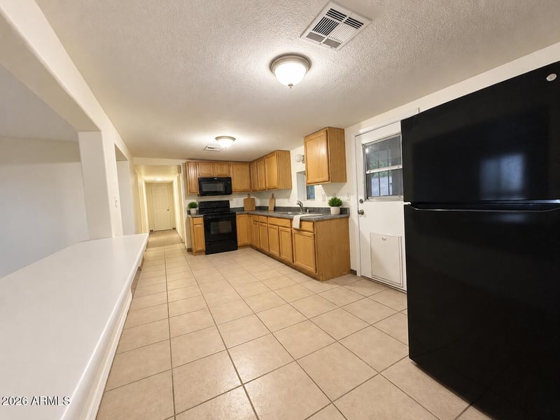 573 S Ocotillo Dr, Apache Junction, AZ 85120