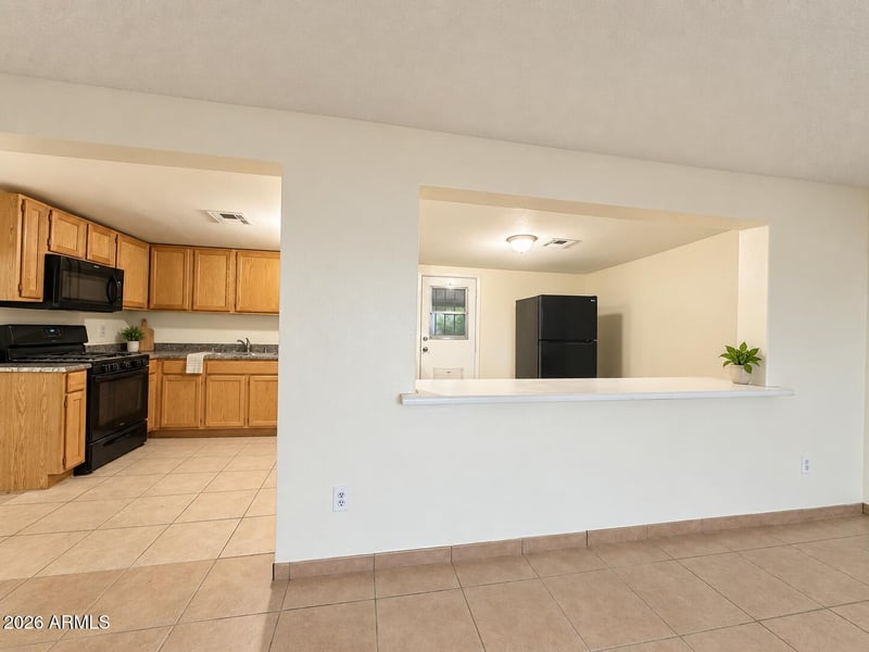 573 S Ocotillo Dr, Apache Junction, AZ 85120
