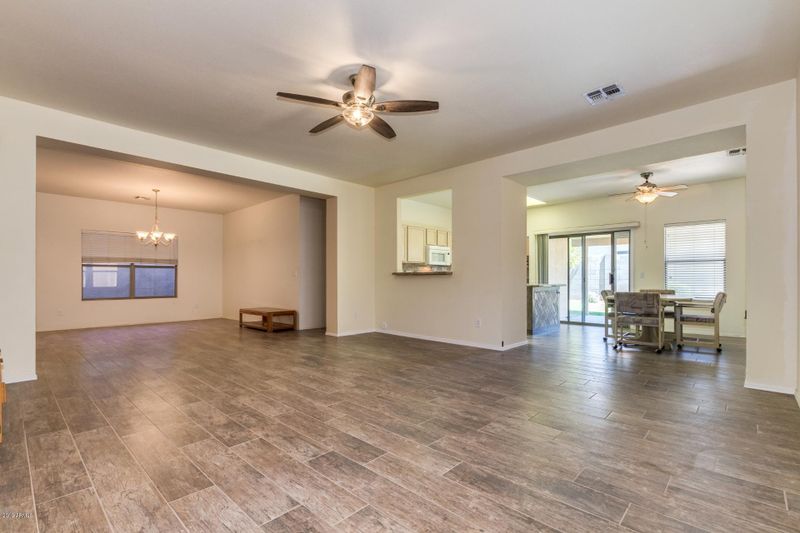 5730 E Flossmoor Cir, Mesa, AZ 85206