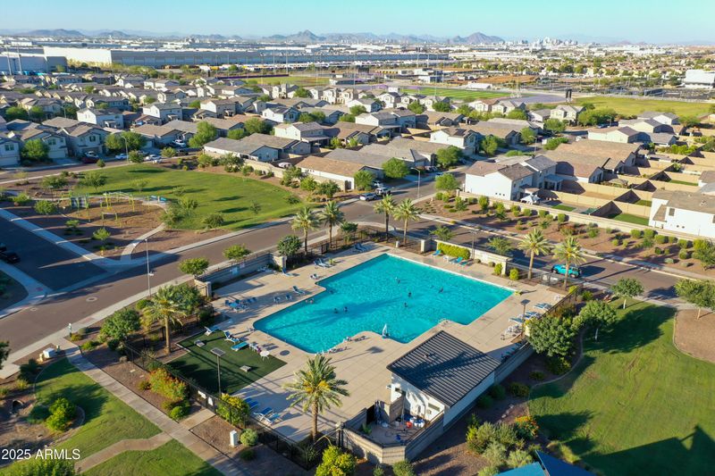 5730 W Odeum Ln, Phoenix, AZ 85043