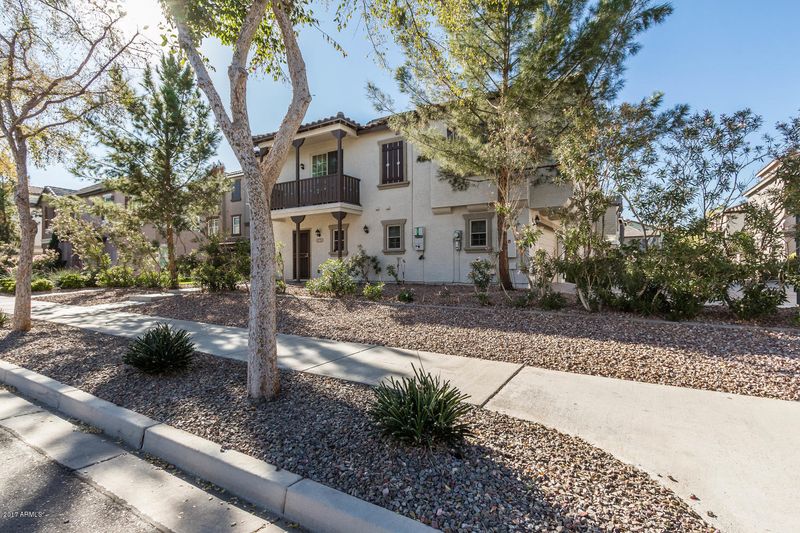 5731 S 21st Ter, Phoenix, AZ 85040