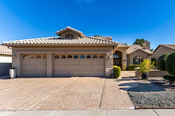 5733 Amberwood Dr, Chandler, AZ 85248
