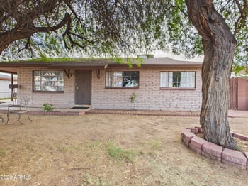 5734 N 36th Dr, Phoenix, AZ 85019