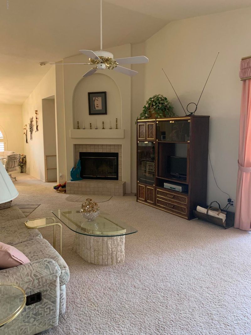 5734 W Comet Ave, Glendale, AZ 85302
