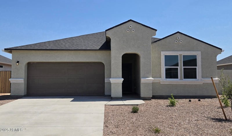 5735 Axle Ln, San Tan Valley, AZ 85140