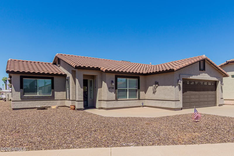 5736 Lawndale St, Mesa, AZ 85215