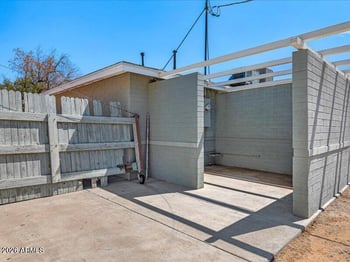 5736 N 32nd Dr, Phoenix, AZ 85017