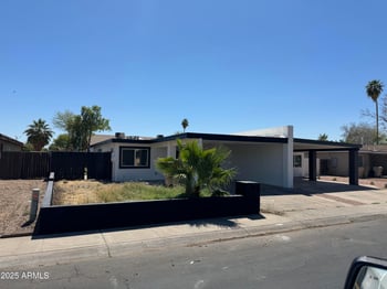 5737 69th Ave, Glendale, AZ 85303