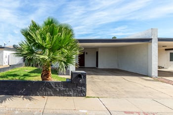 5737 69th Ave, Glendale, AZ 85303