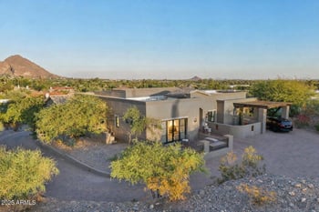 5738 32nd Pl, Paradise Valley, AZ 85253