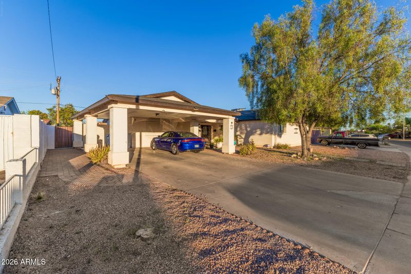 5738 W Pierson St, Phoenix, AZ 85031