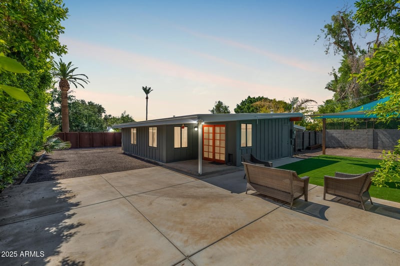 5739 11th St, Phoenix, AZ 85014