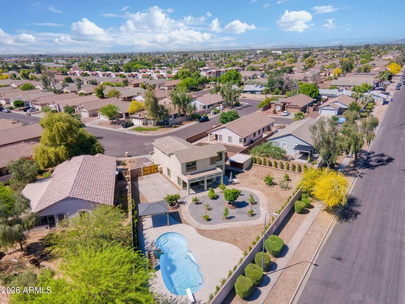 5739 W Seldon Ln, Glendale, AZ 85302