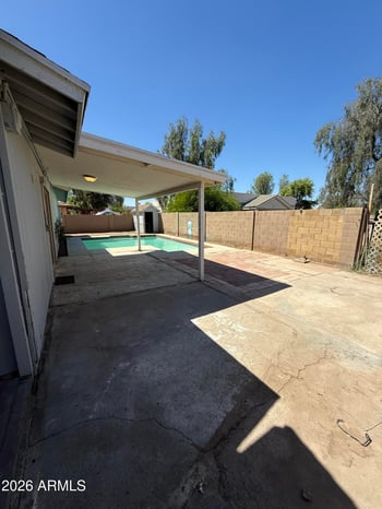 5740 42nd Ln, Phoenix, AZ 85019