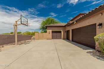 5740 Bent Tree Dr, Scottsdale, AZ 85266