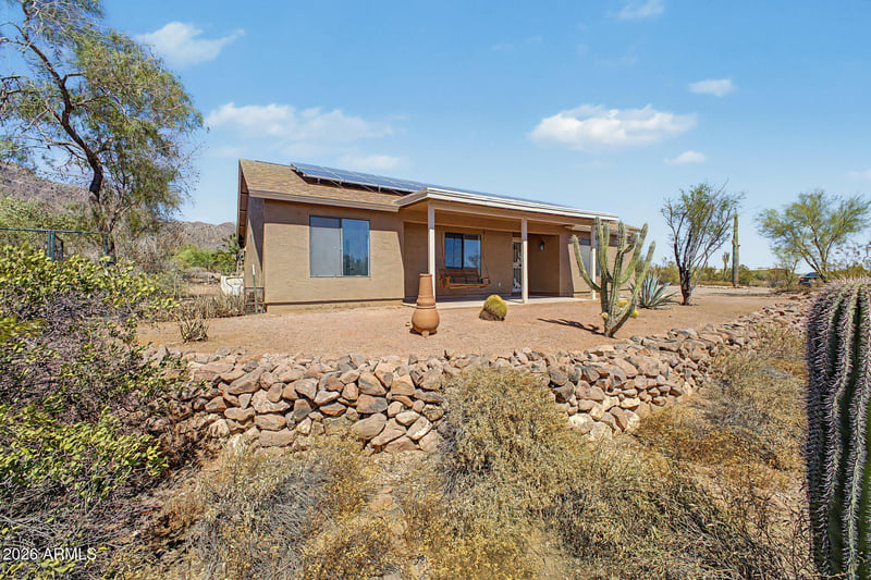 5740 2nd Ave, Apache Junction, AZ 85119