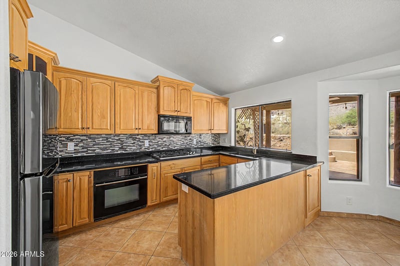 5740 2nd Ave, Apache Junction, AZ 85119