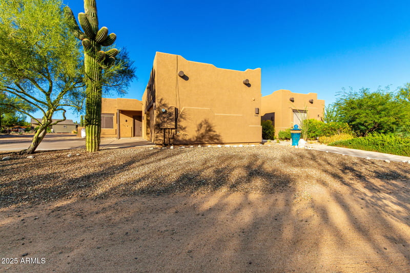 5740 Red Bird Rd, Scottsdale, AZ 85266