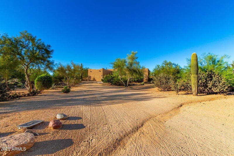 5740 Red Bird Rd, Scottsdale, AZ 85266