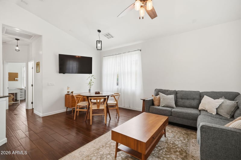 5740 S 21st Pl, Phoenix, AZ 85040