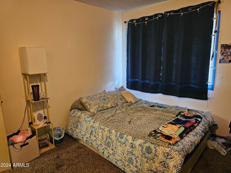 5741 N 43rd Dr, Glendale, AZ 85301