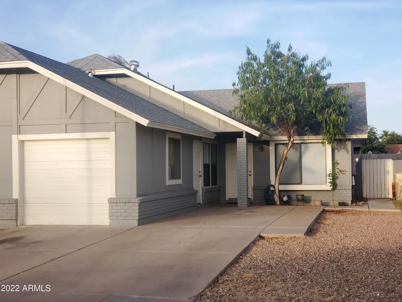 5741 N 68th Ave, Glendale, AZ 85303