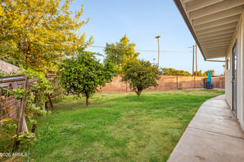 5741 W Harmont Dr, Glendale, AZ 85302
