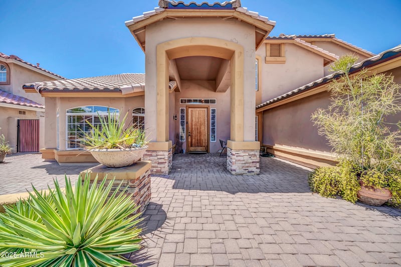 5741 W Soft Wind Dr, Glendale, AZ 85310