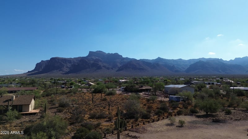5742 20th Ave, Apache Junction, AZ 85119