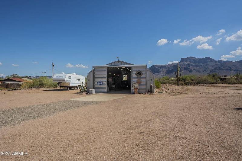 5742 20th Ave, Apache Junction, AZ 85119