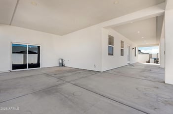 5742 E Red Bird Ln E, San Tan Valley, AZ 85140