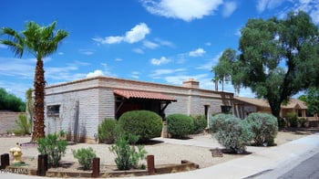 5742 Frier Dr, Glendale, AZ 85301