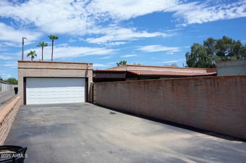 5742 Frier Dr, Glendale, AZ 85301