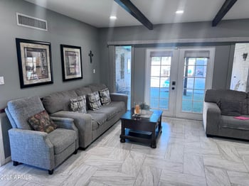 5742 Frier Dr, Glendale, AZ 85301