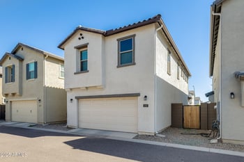 5742 Illini St, Phoenix, AZ 85043